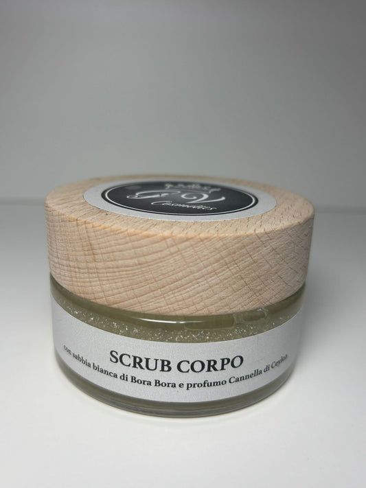 Scrub corpo con sabbia bianca di Bora Bora e profumo di Cannella di Ceylon